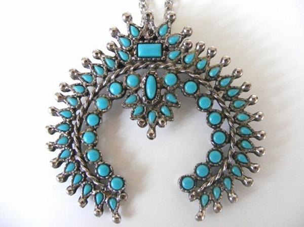 crown-turquoise-necklace-1