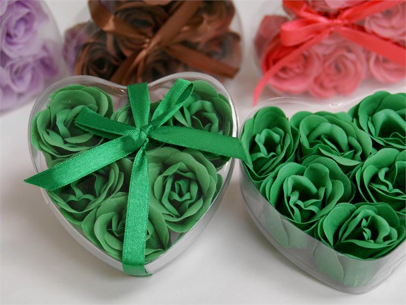 heart-rose-soap-petals-emerald-green-800x601