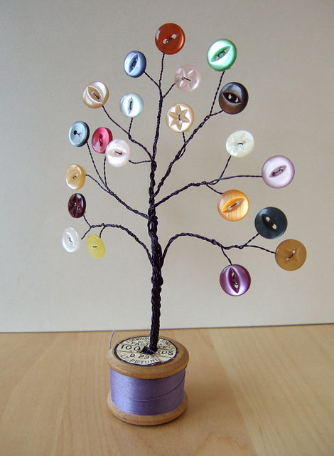 diy-tabletop-button-tree