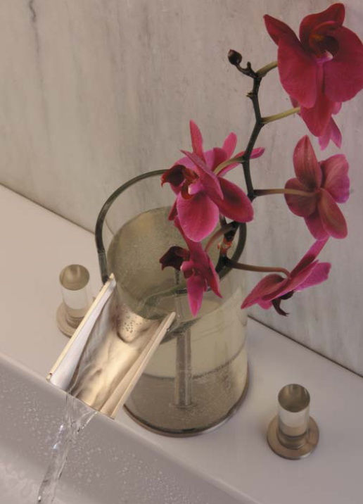 bathroom-faucet-flower