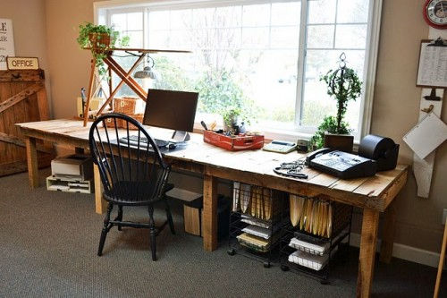 diy-reclaimed-wood-desks-for-your-home-office3