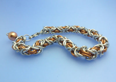 chain maille bracelet blue background_small