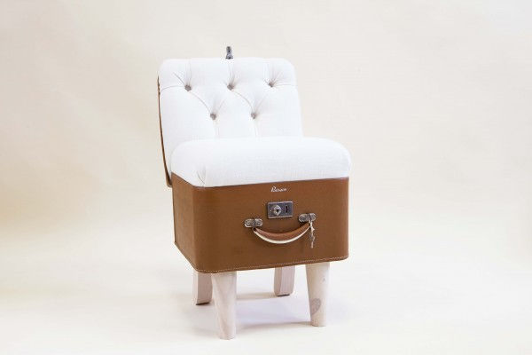Suitcase-Chair-Paragon-Caramel-linen-st365-600x400