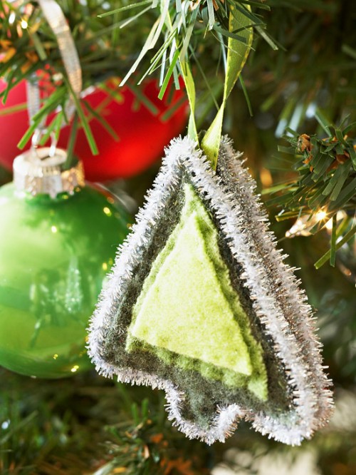 diy-felt-christmas-tree-ornaments-25-500x666