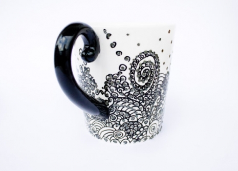 coffee_mug_black_and_white